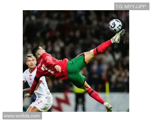 足球三剑客是谁 谁是球场上最具传奇的三大巨星